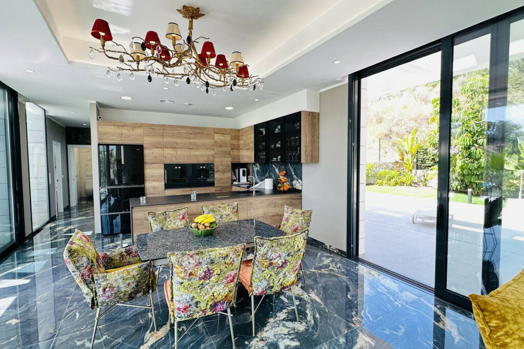 Detached Villa Las Colinas Golf Alicante - image 8