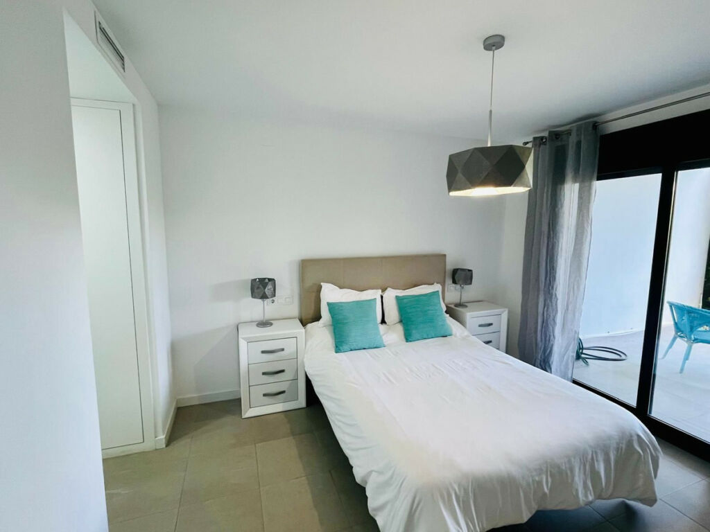 Ground Floor Apartment Casares Playa Málaga - image 8