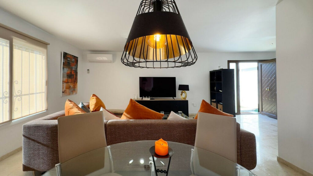 Detached Villa San Pedro de Alcántara Málaga - image 8
