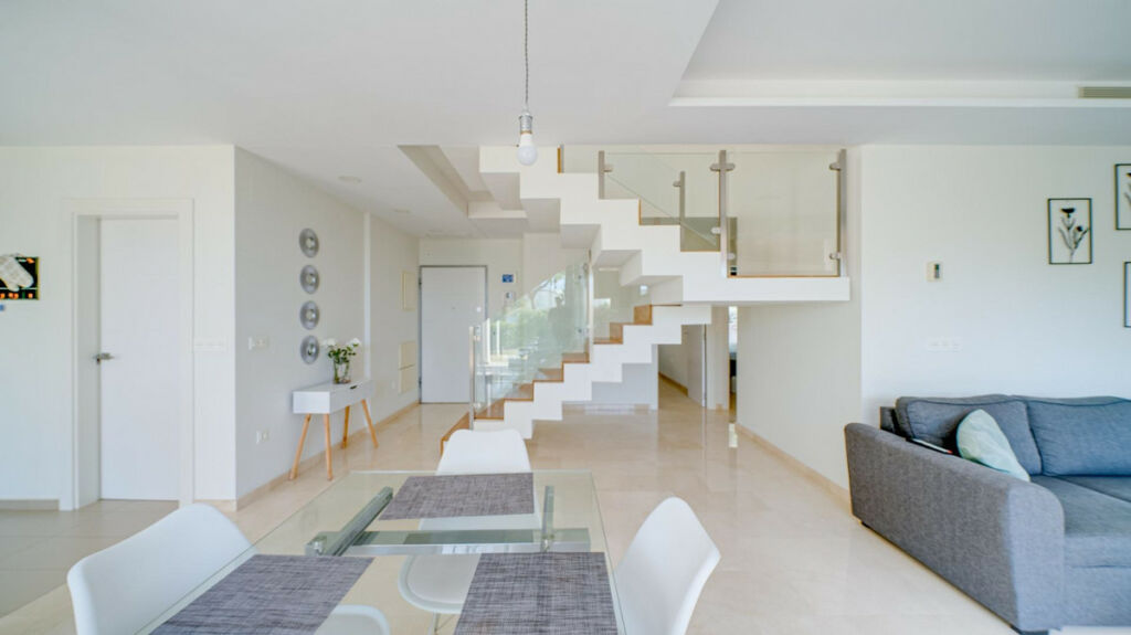 Townhouse Villajoyosa Alicante - image 8