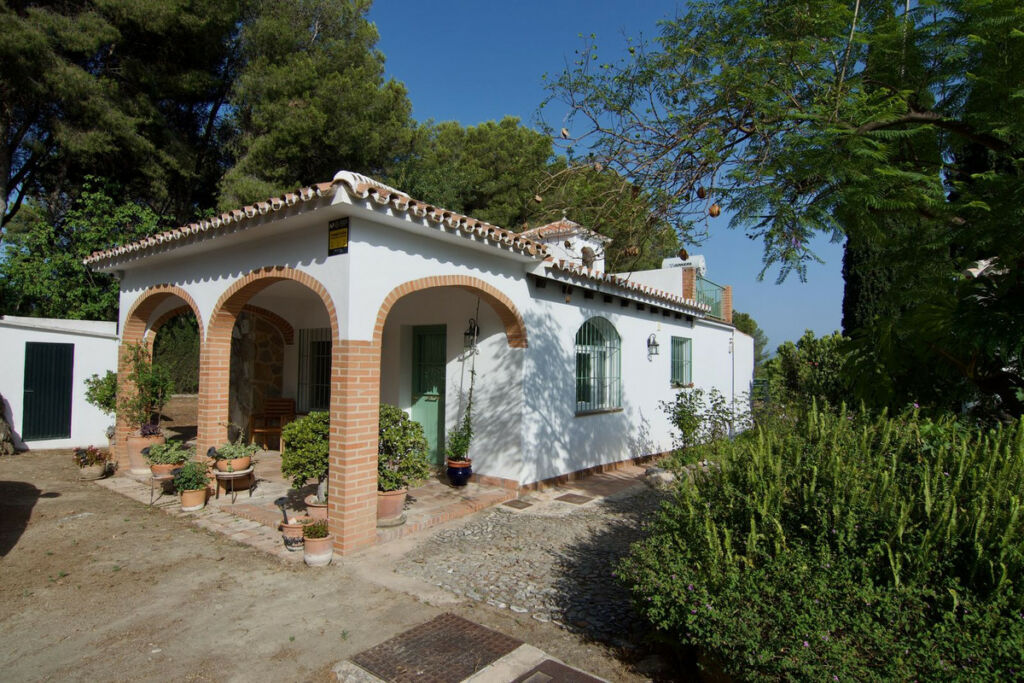 Detached Villa Alhaurín el Grande Málaga - image 8