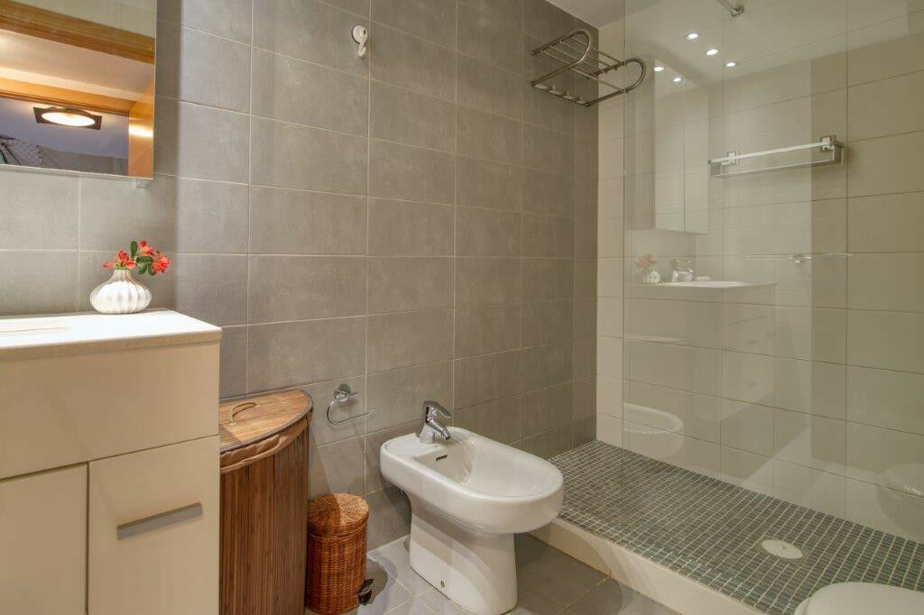 Middle Floor Apartment Javea Alicante - image 8