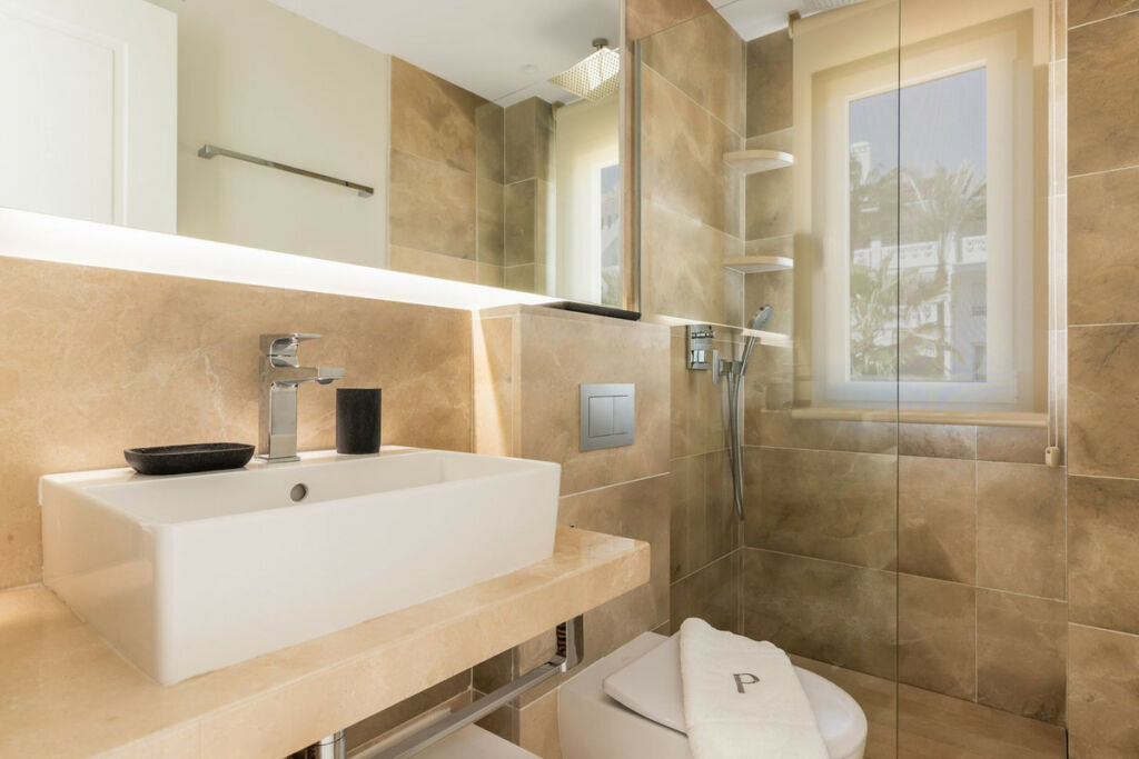 Townhouse Marbella Málaga - image 8