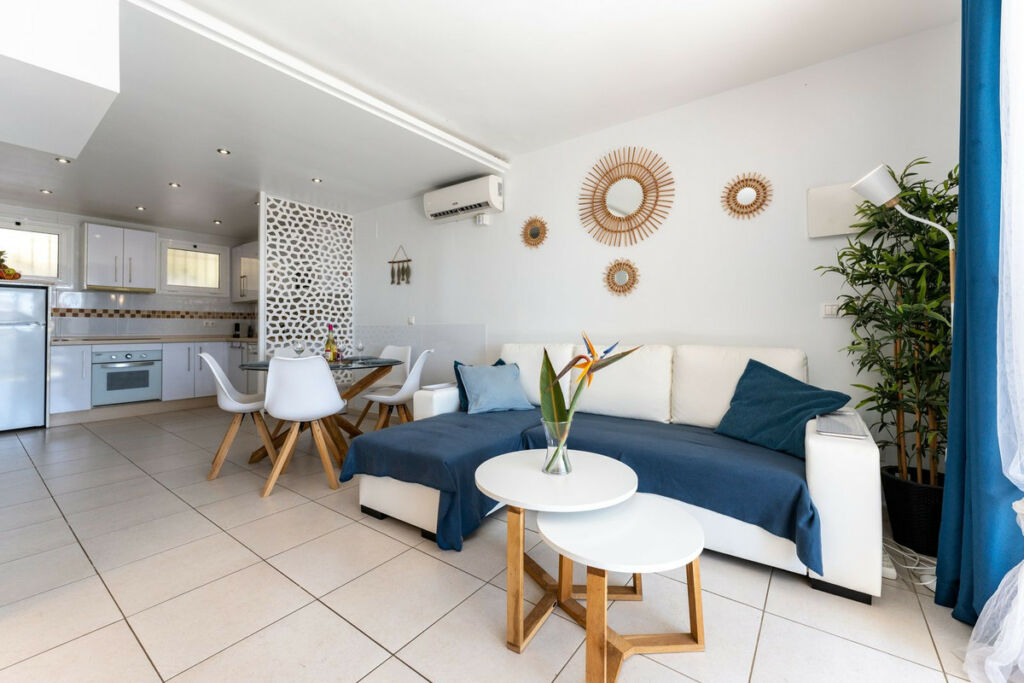 Townhouse Calahonda Málaga - image 8
