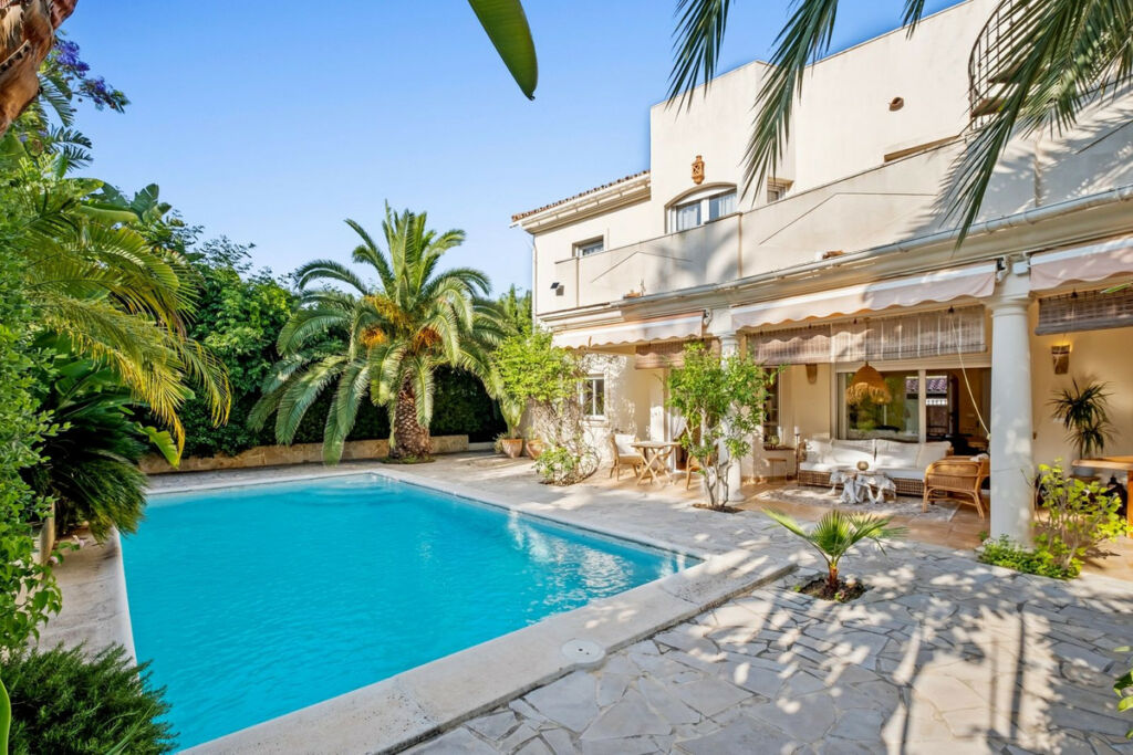 Detached Villa Reserva de Marbella Málaga - image 8