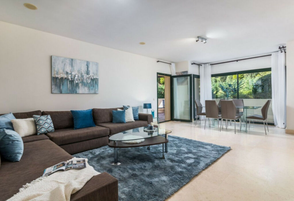 Ground Floor Apartment Benahavís Málaga - image 8