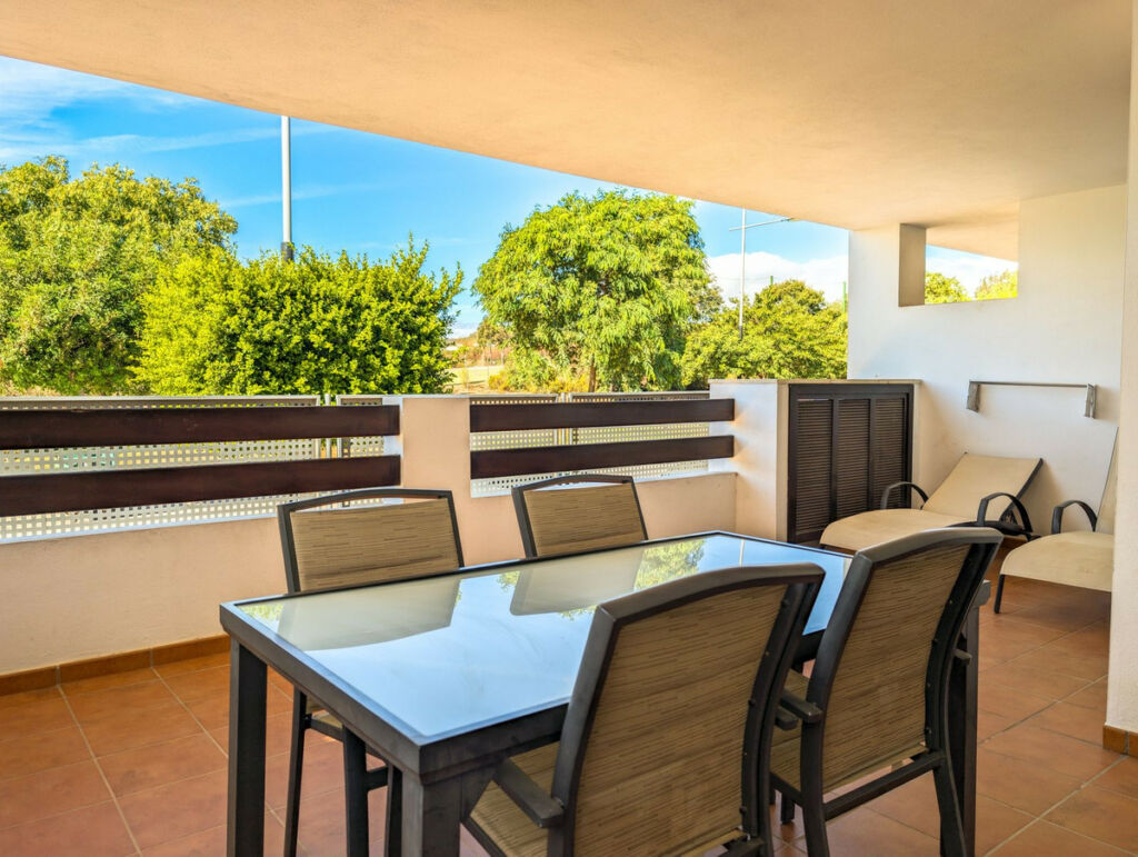 Ground Floor Apartment Valle Romano Málaga - image 8