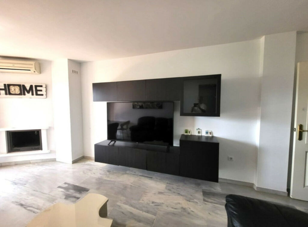 Ground Floor Apartment Riviera del Sol Málaga - image 8