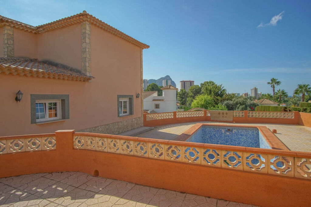 Detached Villa Calpe Alicante - image 8