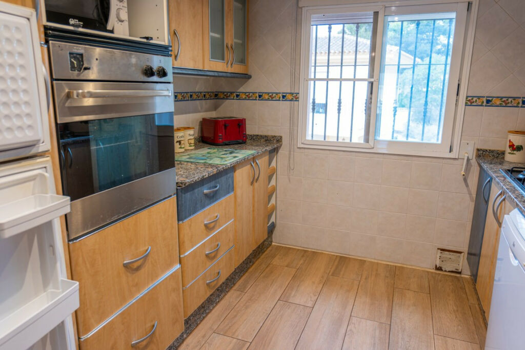 Detached Villa Albir Alicante - image 8
