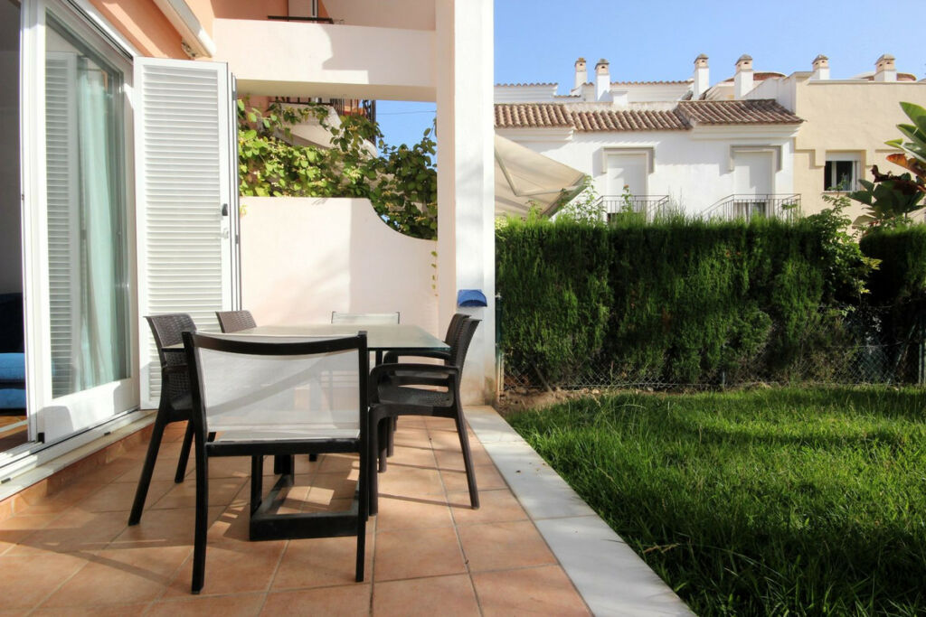Townhouse Bahía de Marbella Málaga - image 8