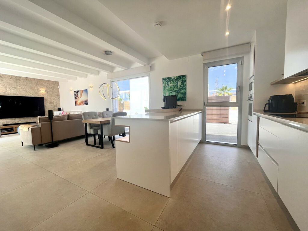 Detached Villa Torrevieja Alicante - image 8