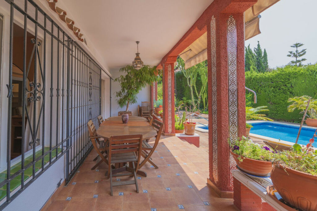 Detached Villa Marbella Málaga - image 8