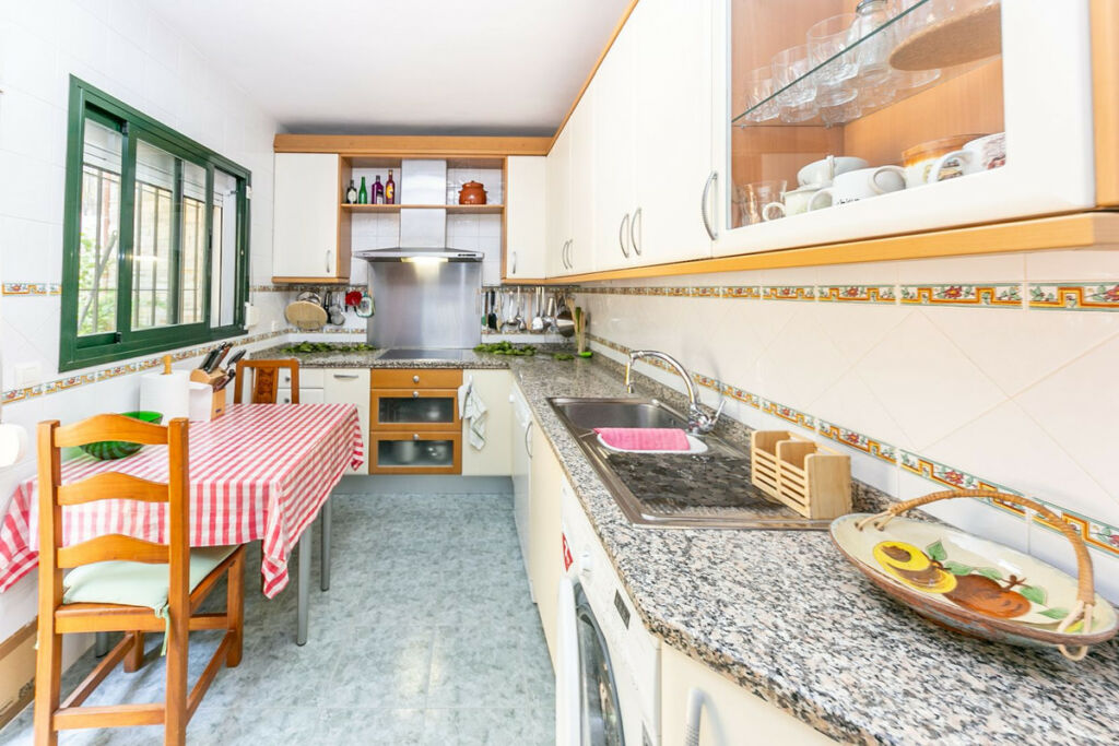 Townhouse Benalmadena Málaga - image 8