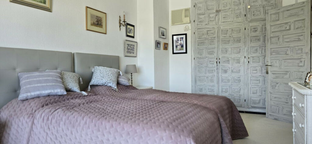 Duplex El Paraiso Málaga - image 8