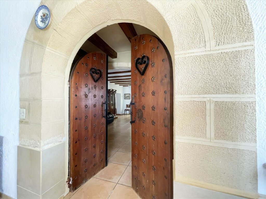 Detached Villa Benissa Alicante - image 8