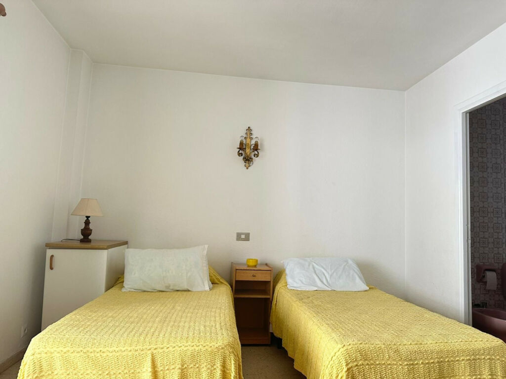 Middle Floor Studio Marbella Málaga - image 2