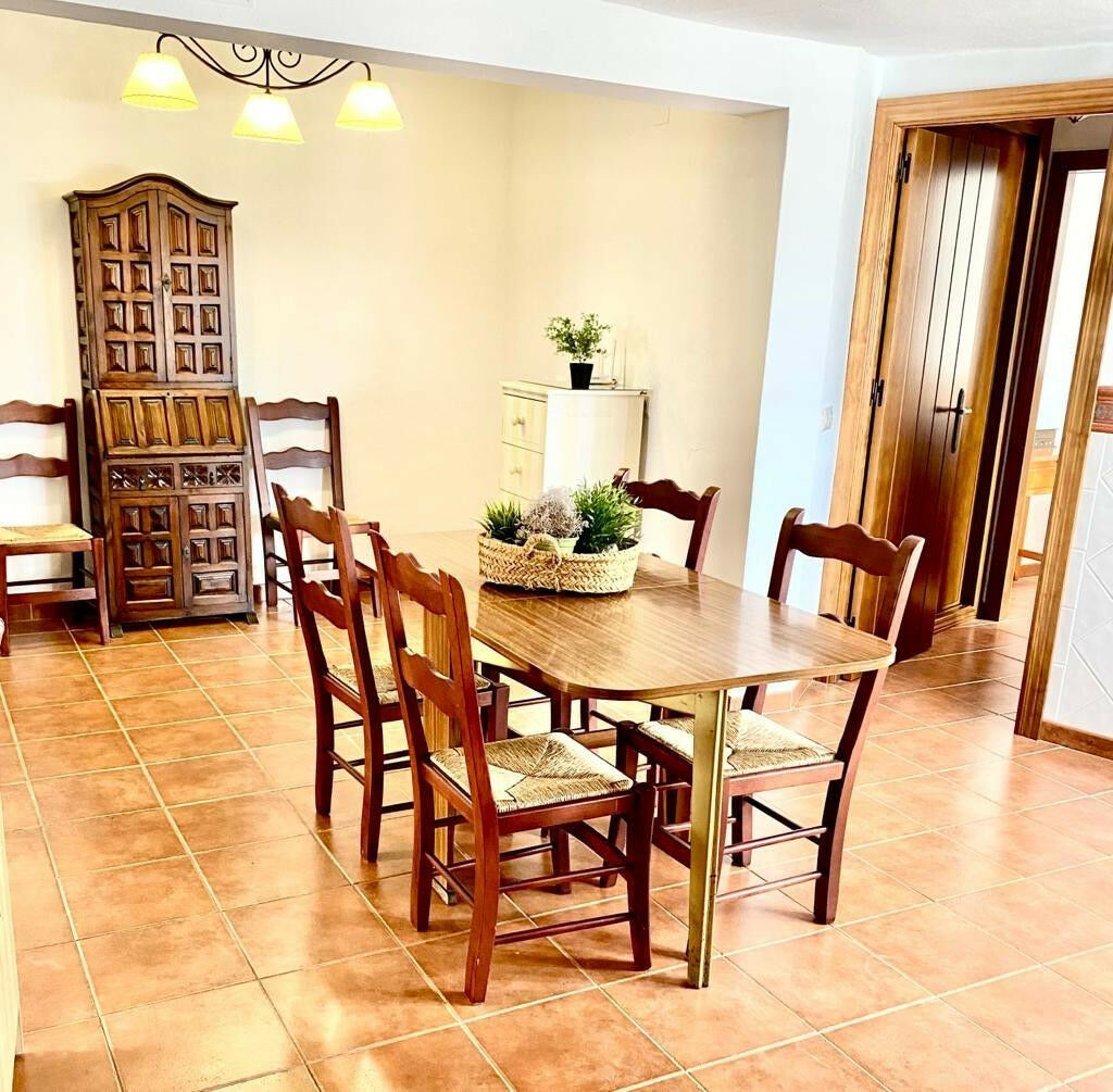 Townhouse Istán Málaga - image 8