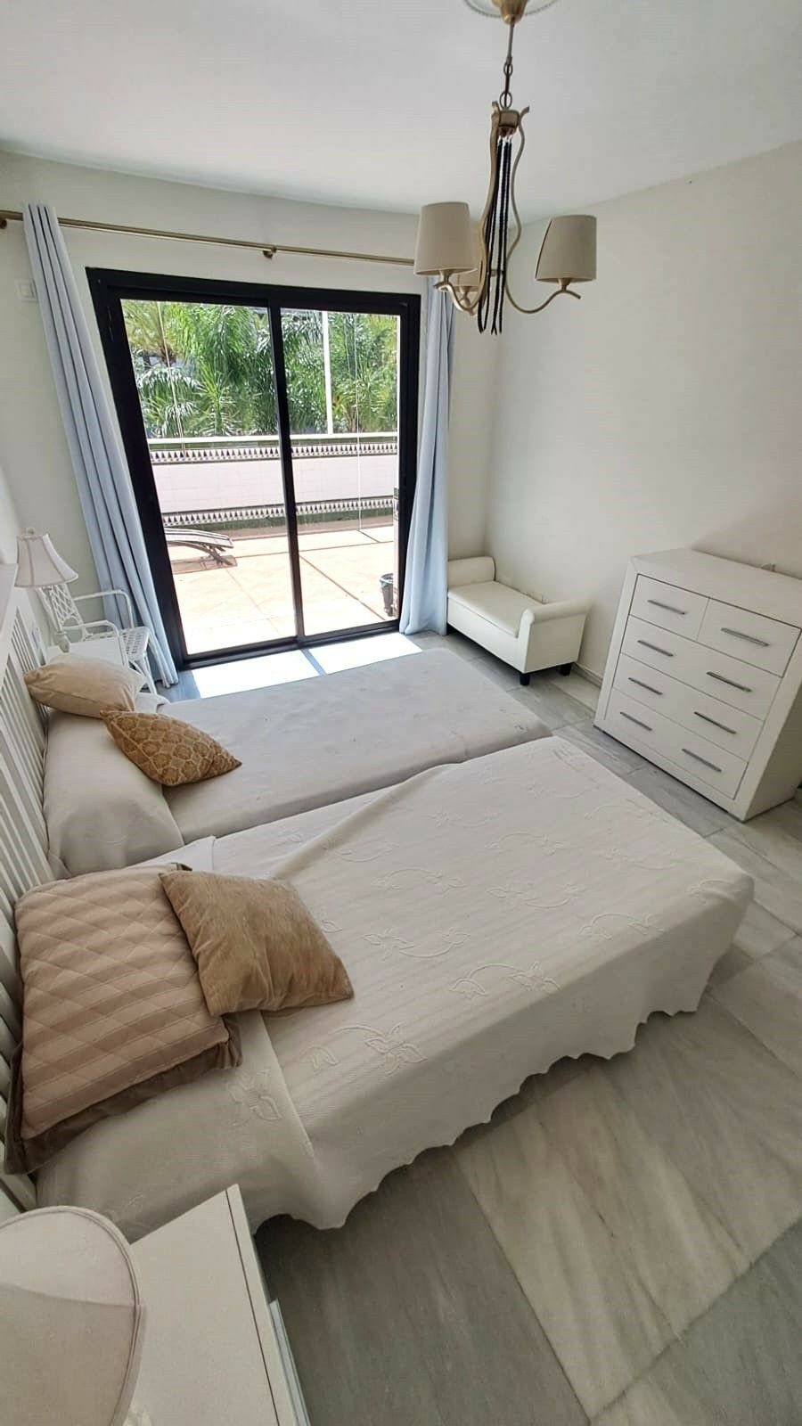 Middle Floor Apartment Puerto Banús Málaga - image 8