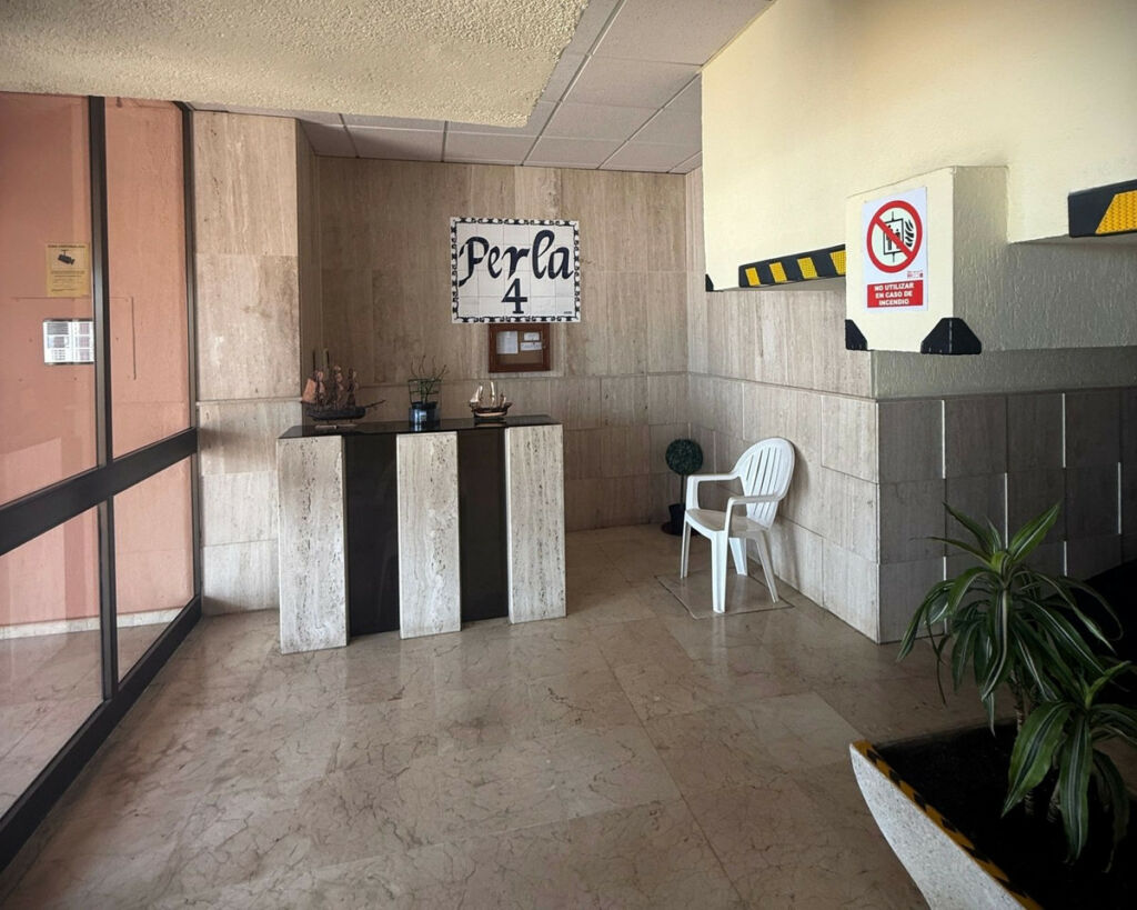 Middle Floor Apartment Fuengirola Málaga - image 24
