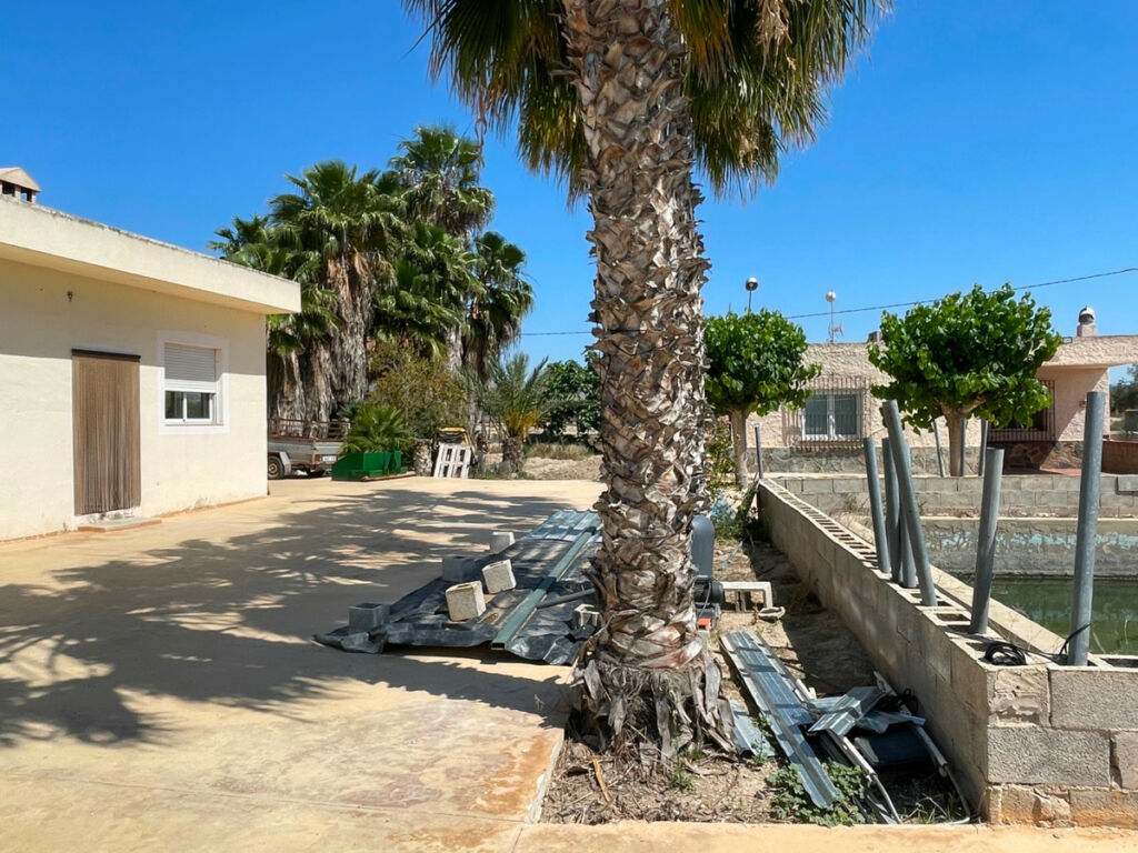 Detached Villa Crevillent Alicante - image 9