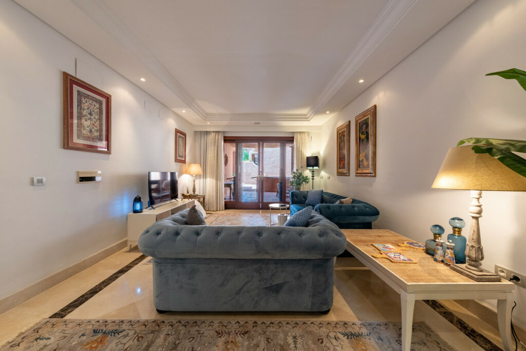 Ground Floor Apartment Estepona Málaga - image 11