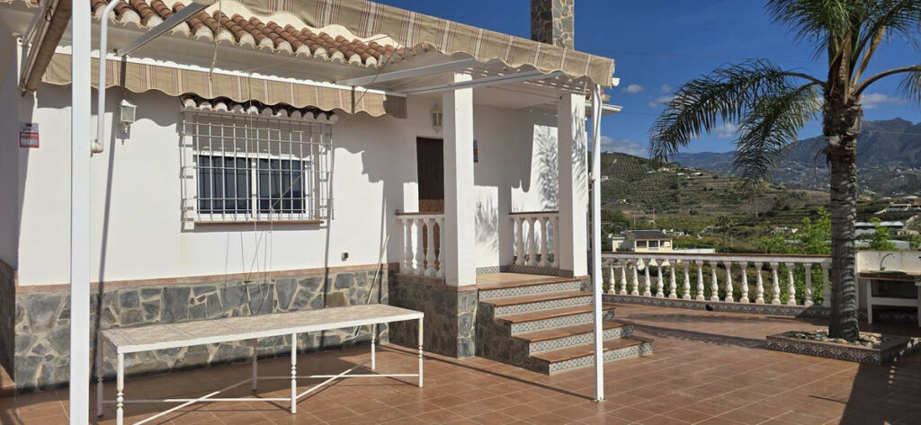 Detached Villa Nerja Málaga - image 9