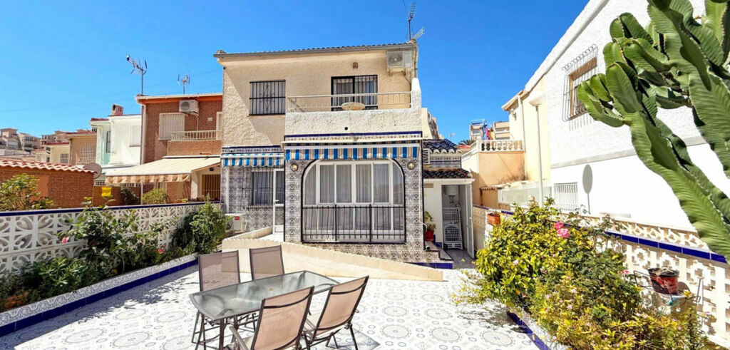 Ground Floor Apartment Torrevieja Alicante - image 9