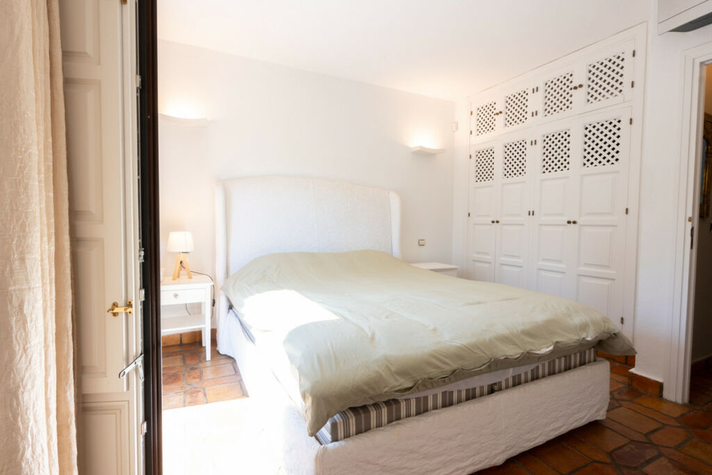 Townhouse The Golden Mile Málaga - image 9
