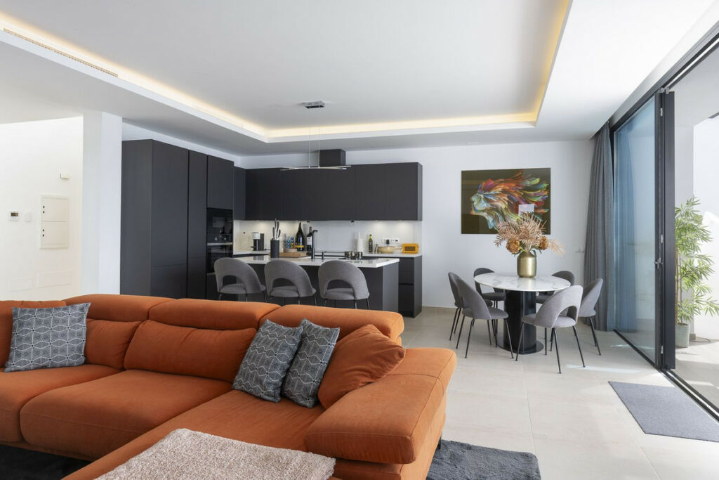 Detached Villa Coín Málaga - image 9