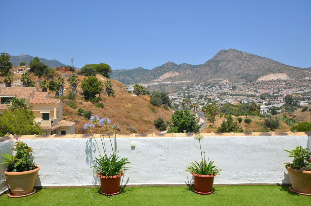 Penthouse Torrequebrada Málaga - image 9