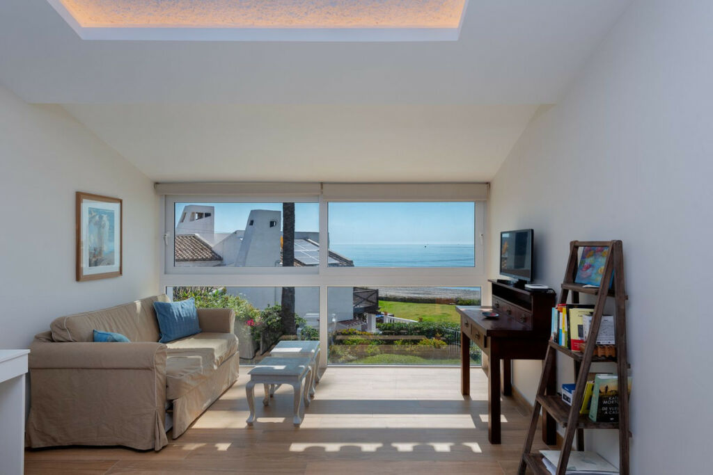 Semi-Detached House Estepona Málaga - image 9