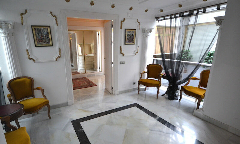 Ground Floor Apartment Puerto Banús Málaga - image 9