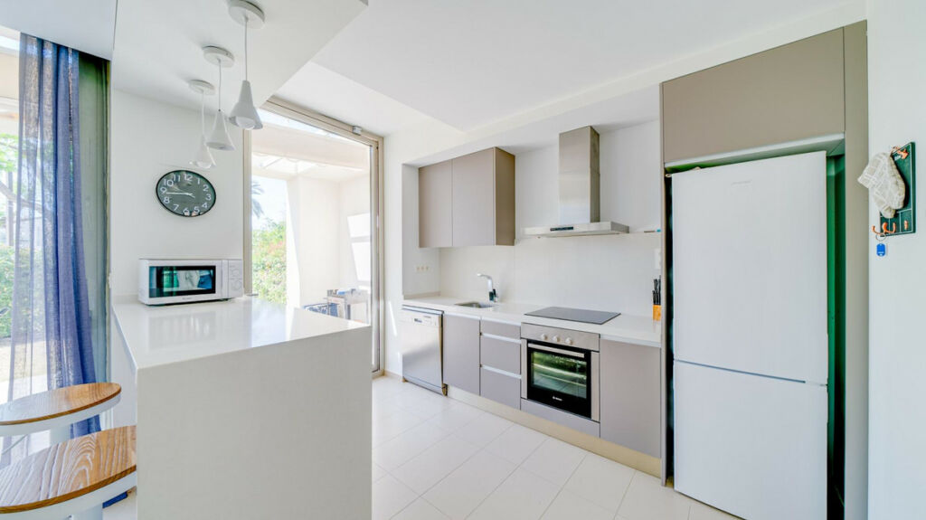 Townhouse Villajoyosa Alicante - image 9