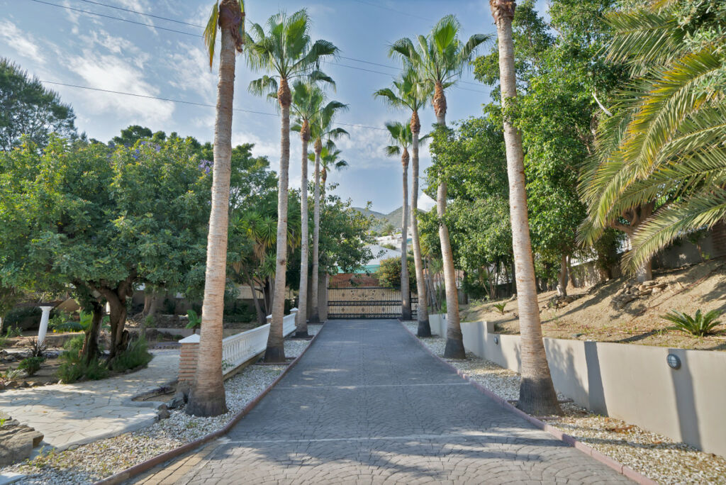 Detached Villa La Capellania Málaga - image 9