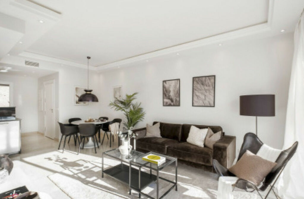 Top Floor Apartment La Quinta Málaga - image 9