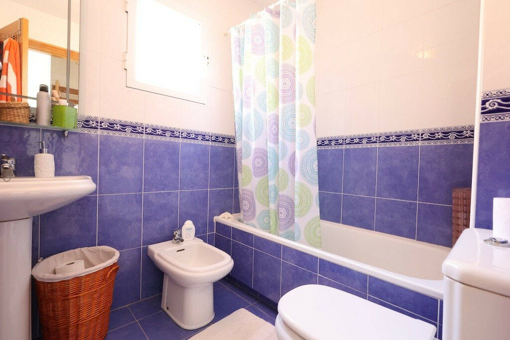 Middle Floor Apartment Campoamor Alicante - image 8