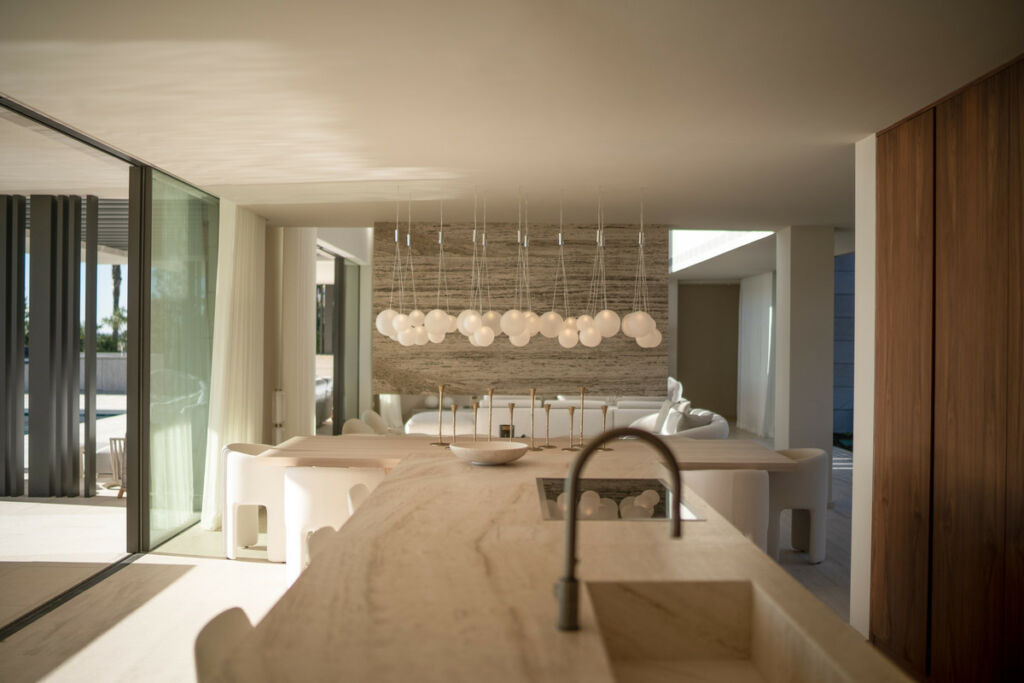 Detached Villa Sotogrande Cádiz - image 9