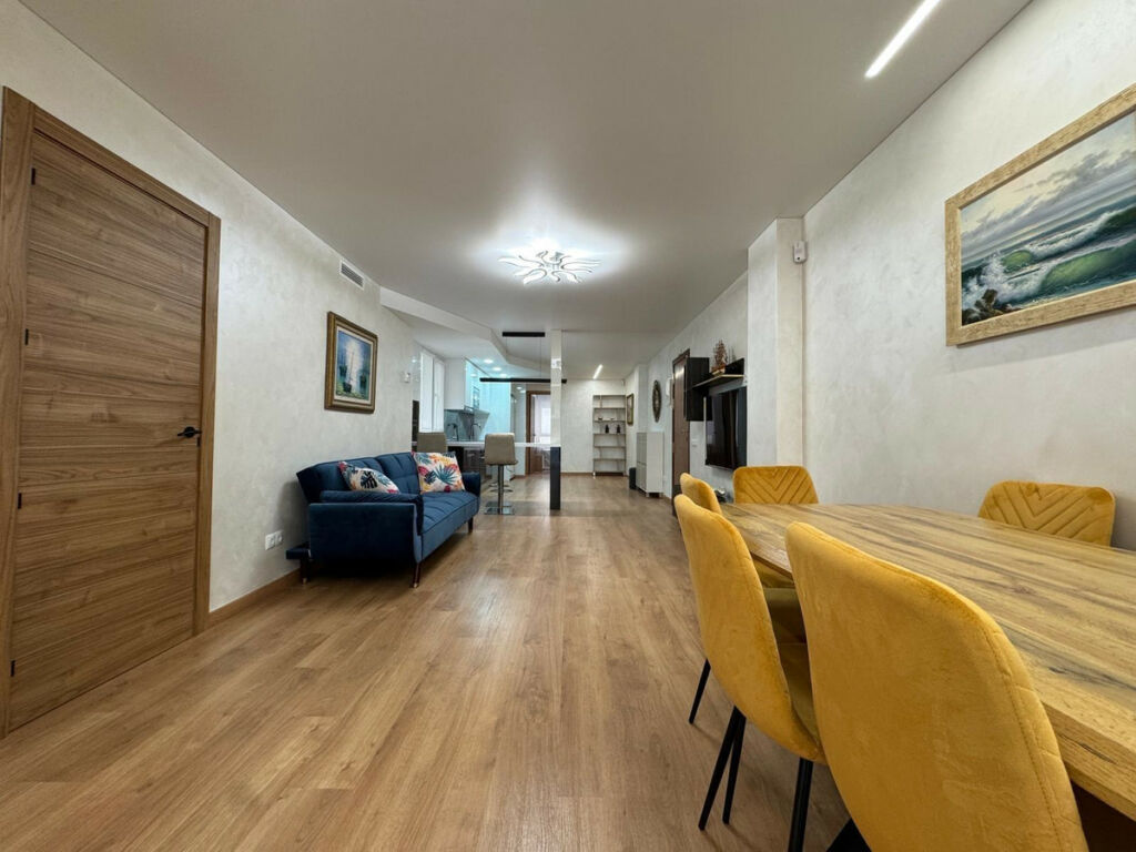 Middle Floor Apartment Torrevieja Alicante - image 9