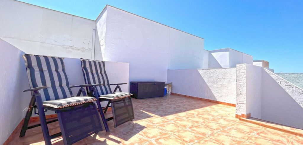 Townhouse Torrevieja Alicante - image 9