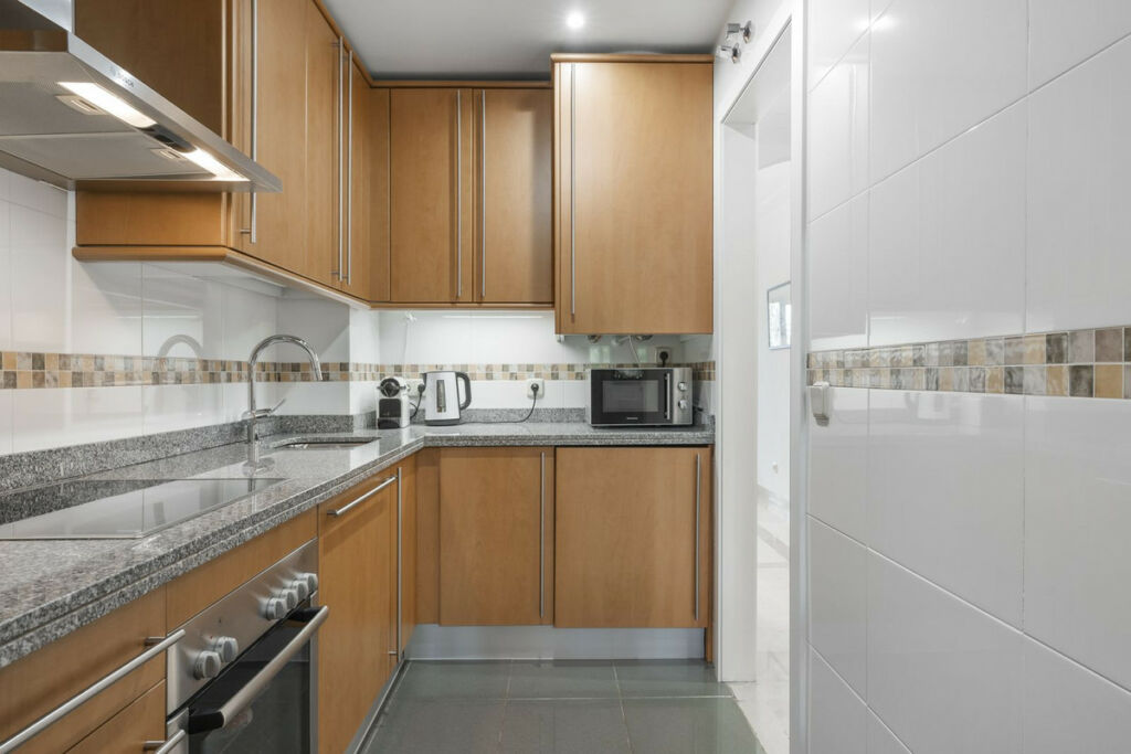 Middle Floor Apartment Calanova Golf Málaga - image 9