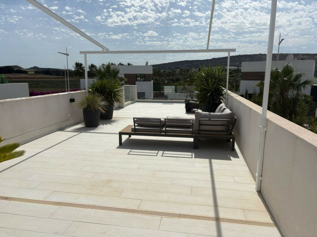 Detached Villa La Finca Golf Alicante - image 10