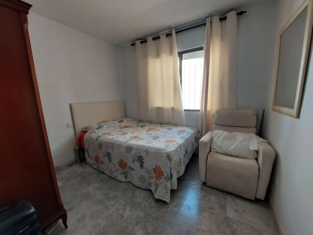Townhouse Las Lagunas Málaga - image 11