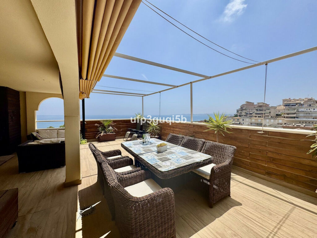 Middle Floor Apartment Torrequebrada Málaga - image 9