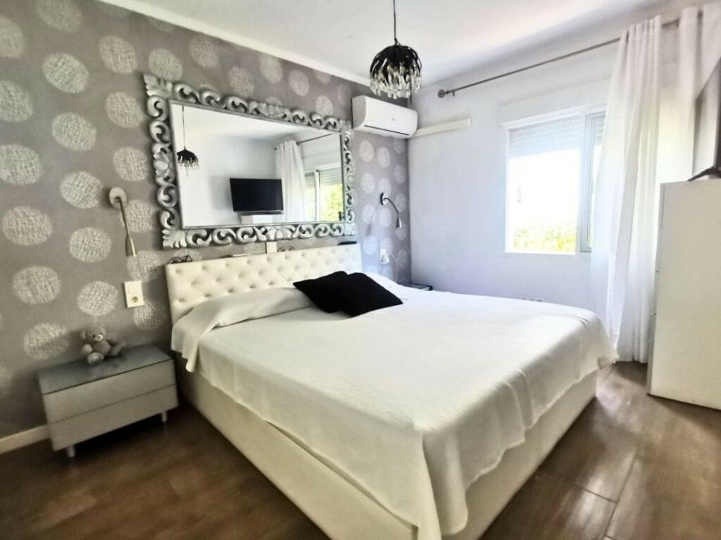 Detached Villa Albir Alicante - image 9
