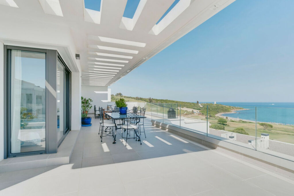 Penthouse La Alcaidesa Cádiz - image 9