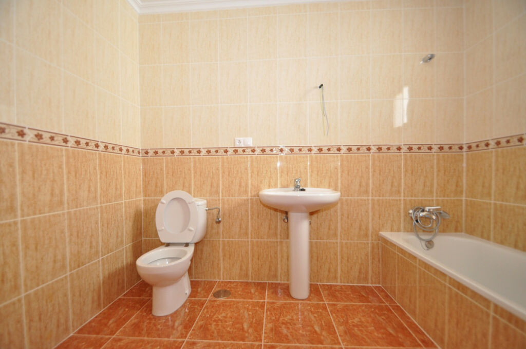 Townhouse Pinoso Alicante - image 9