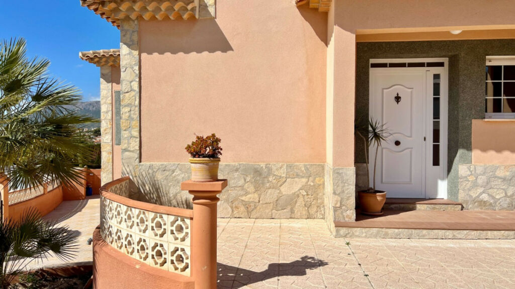 Detached Villa Calpe Alicante - image 9