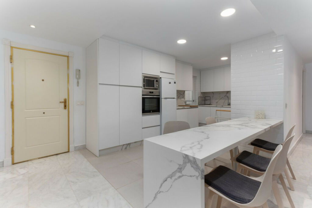 Ground Floor Apartment San Pedro de Alcántara Málaga - image 9