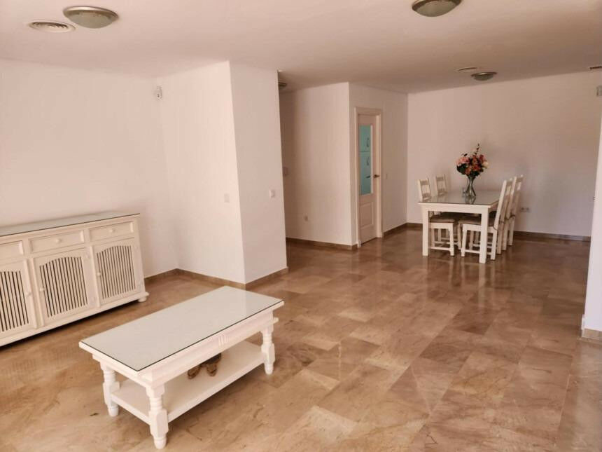 Ground Floor Apartment Torrequebrada Málaga - image 9